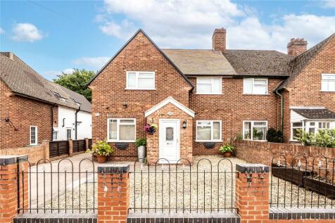 2 bedroom semi-detached house for sale