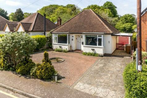 2 bedroom detached bungalow for sale