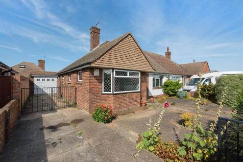 2 bedroom semi-detached bungalow for sale