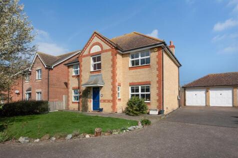 Ladysmith Grove, Seasalter, Whitstable 4 bed detached house for sale