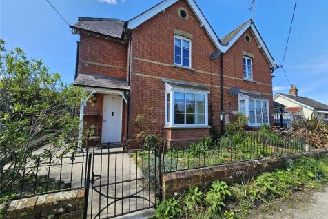 Durweston, Blandford Forum, Dorset, DT11 3 bed semi