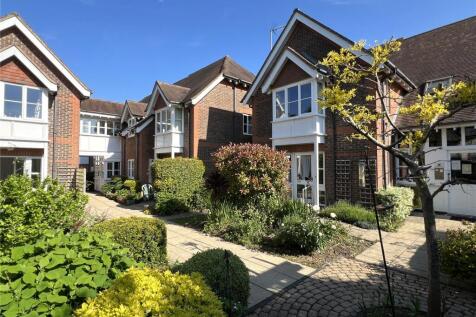 White Cliff Mill Street, Blandford... 2 bed apartment for sale