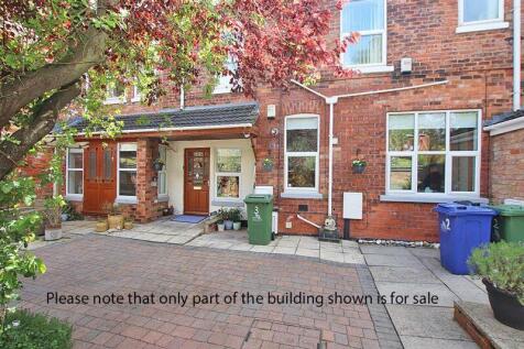 1 bedroom ground floor flat for sale