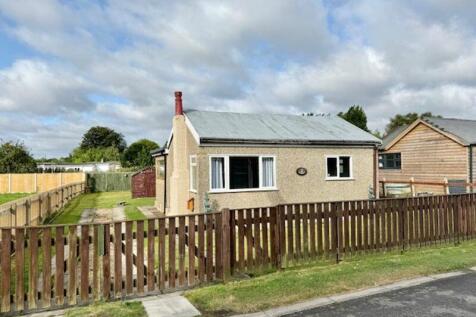 HUMBERSTON FITTIES, HUMBERSTON 2 bed detached bungalow for sale