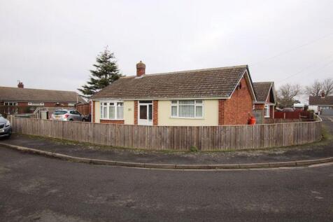 MILL CLOSE, MARSHCHAPEL 3 bed detached bungalow for sale