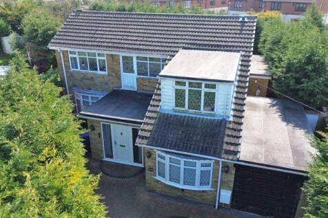 FAIRWAY COURT, CLEETHORPES 5 bed detached house for sale