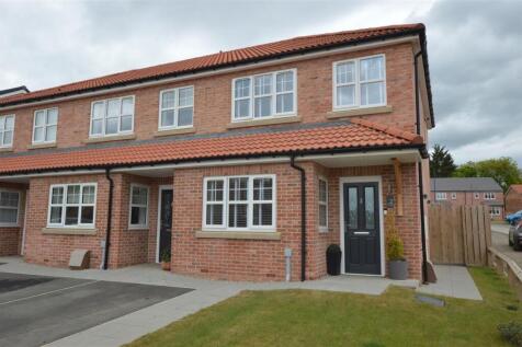 2 bedroom end of terrace house for sale