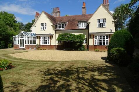 7 bedroom detached house for sale