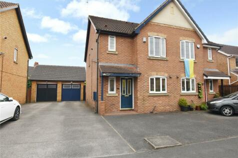 3 bedroom semi-detached house for sale