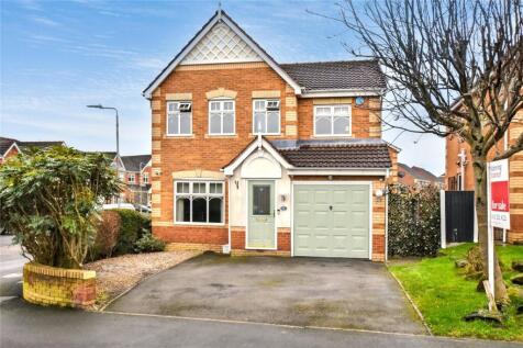 Crompton Drive, Morley, Leeds 4 bed detached house for sale