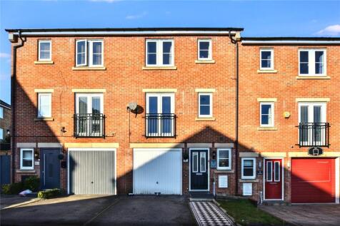 4 bedroom town house for sale