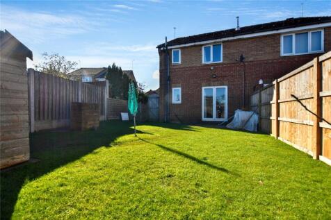 1 bedroom town house for sale