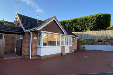 2 bedroom detached bungalow for sale