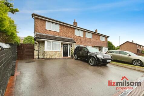 3 bedroom semi-detached house for sale