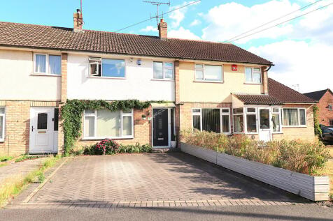 Cherry Tree Close, Farnborough GU14 3 bed terraced house for sale
