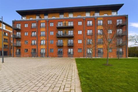 Woodhouse Close, Worcester... 2 bed apartment for sale