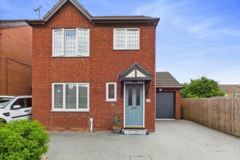 Talavera Road, Brockhill Village... 3 bed detached house for sale