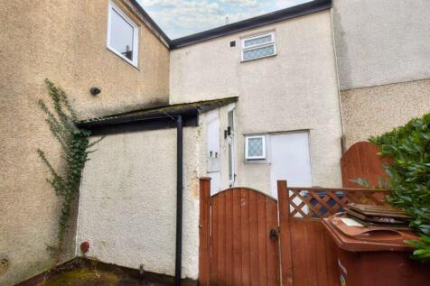 Low Moorside Close, Leeds 3 bed terraced house for sale