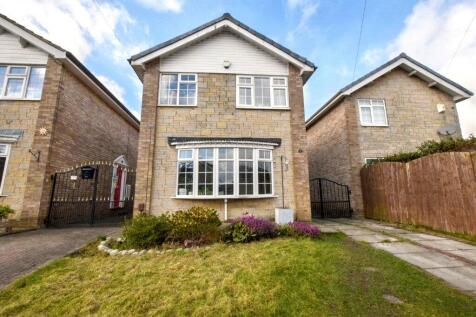 Lawns Dene, Leeds, West Yorkshire 3 bed detached house for sale