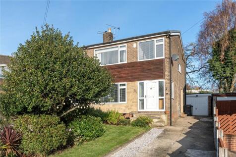 Parkways Close, Oulton, Leeds, West... 3 bed semi