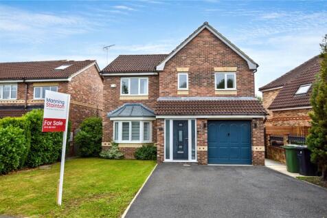 Juniper Avenue, Woodlesford, Leeds... 4 bed detached house for sale