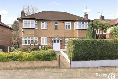Alexandra Road, London, N10 2 bed flat for sale