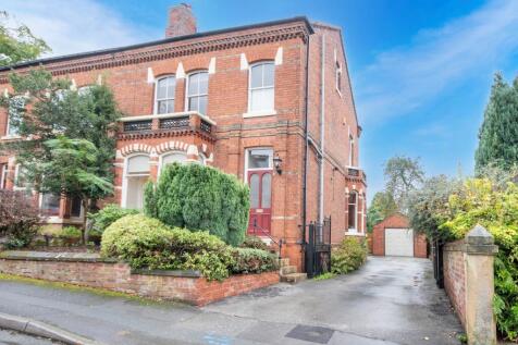 6 bedroom semi-detached house for sale