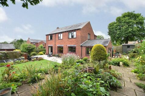 Village Gardens, Leeds, West Yorkshire 4 bed detached house for sale