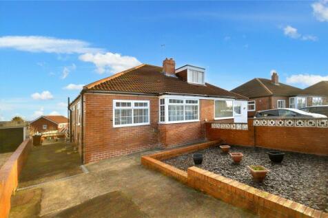 Staithe Avenue, Leeds, West Yorkshire 2 bed bungalow for sale