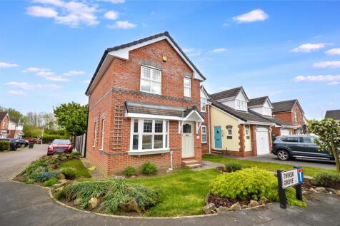 Thirsk Grove, Leeds, West Yorkshire 3 bed detached house for sale