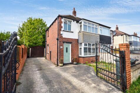 Waincliffe Drive, Leeds, West Yorkshire 2 bed semi