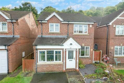 Boothroyd Drive, Leeds, West Yorkshire 4 bed detached house for sale