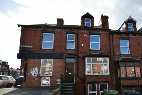 Royal Park View, Leeds, West Yorkshire 6 bed terraced house for sale