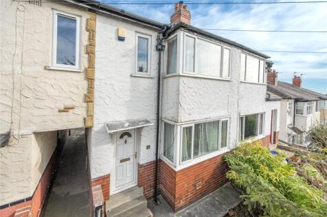 St. Anns Gardens, Leeds, West Yorkshire 4 bed terraced house for sale