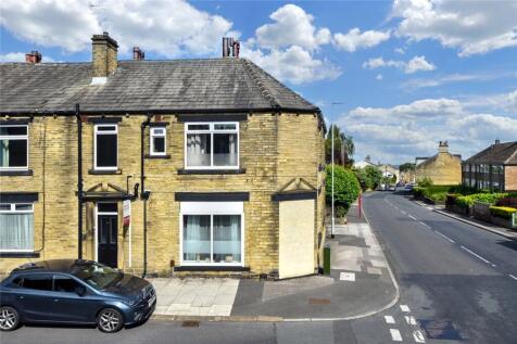 Carlisle Road, Pudsey, West Yorkshire 3 bed end of terrace house for sale