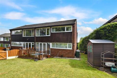 Brookfield Court, Leeds, West Yorkshire 1 bed apartment for sale