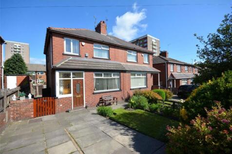 Swinnow Road, Leeds, West Yorkshire 3 bed semi