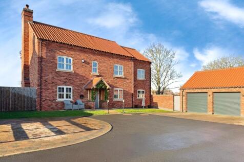 6 bedroom detached house for sale