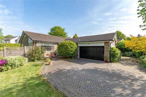 Park Gate Close, Horsforth, Leeds... 4 bed detached house for sale