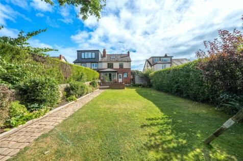 Roman Avenue, Roundhay, Leeds 4 bed semi