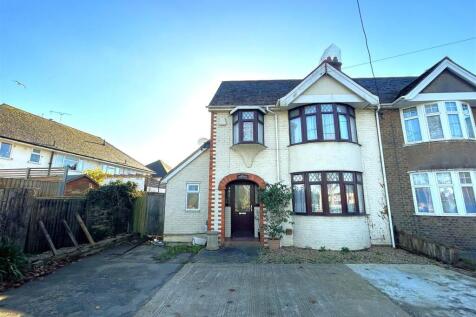4 bedroom semi-detached house for sale