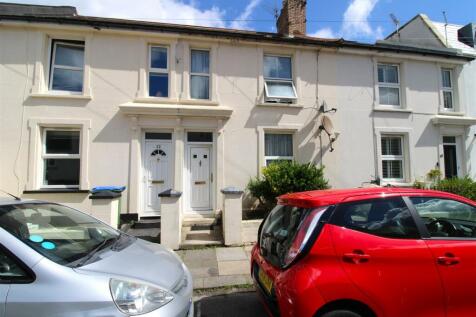 River Road, Littlehampton, BN17 3 bed terraced house for sale