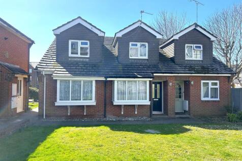 1 bedroom end of terrace house for sale