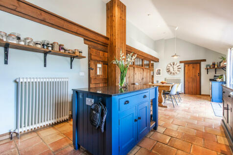 4 bedroom barn conversion for sale