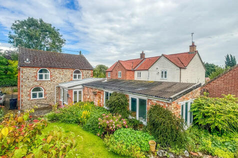 75 Pales Green, Castle Acre, PE32 3 bed cottage for sale