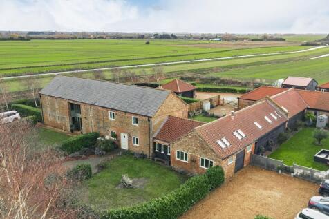 4 bedroom barn conversion for sale