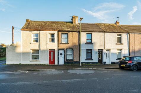 Main Street, Workington CA14 2 bed terraced house for sale