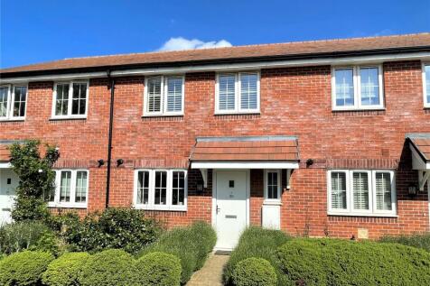 Augustus Avenue, Fordingbridge... 3 bed terraced house for sale