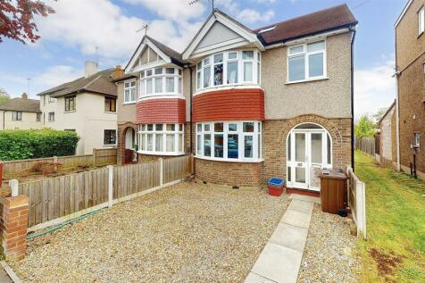 4 bedroom semi-detached house for sale