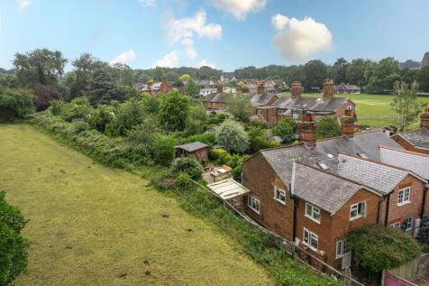 2 bedroom house for sale
